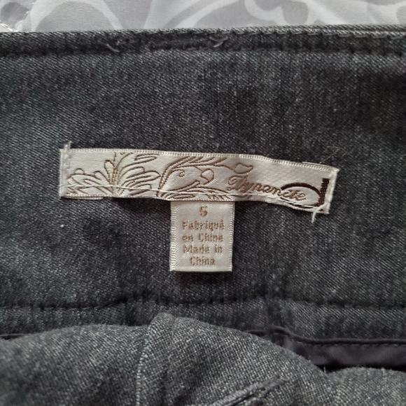 Dress shorts - Picture 2 of 2